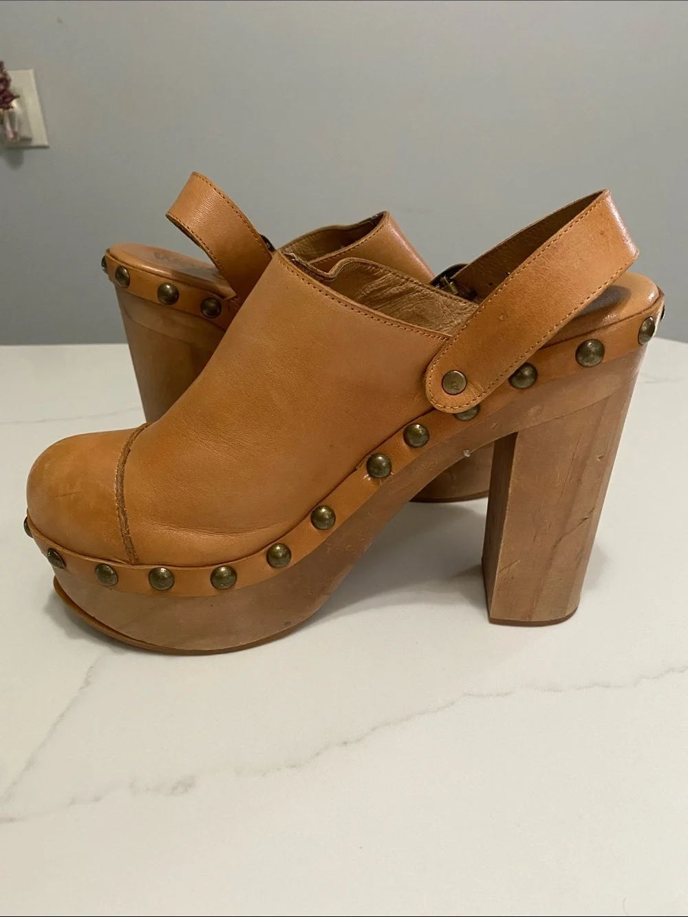 Jeffrey Campbell tips heels
